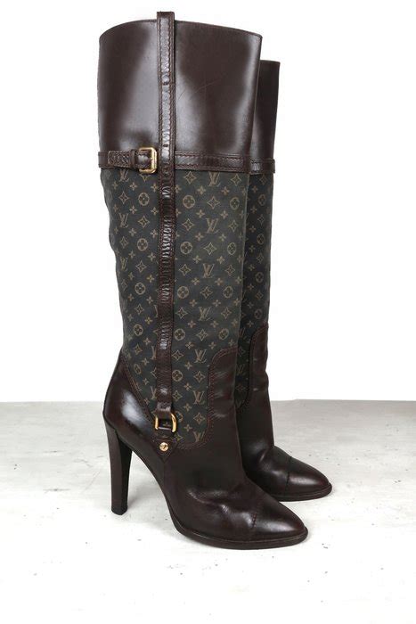 dames laarzen louis vuitton|louis vuitton designer ankle boots.